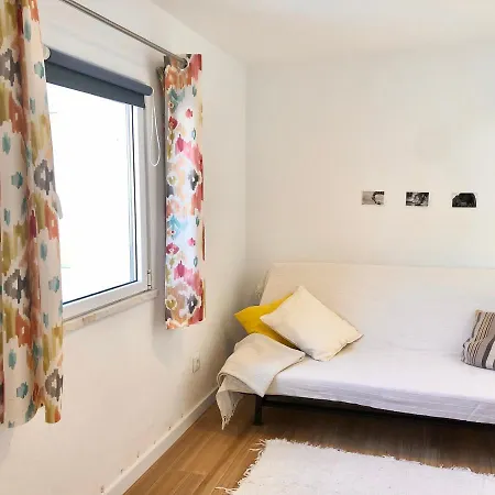 Quarto em Acomodações Particulares Cosy Studio With Sunny Patio In