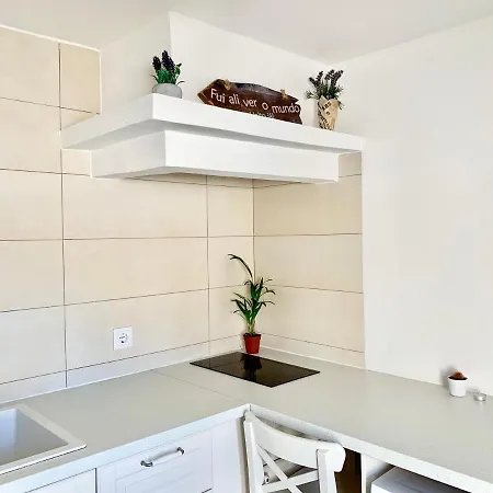 Cosy Studio With Sunny Patio In *